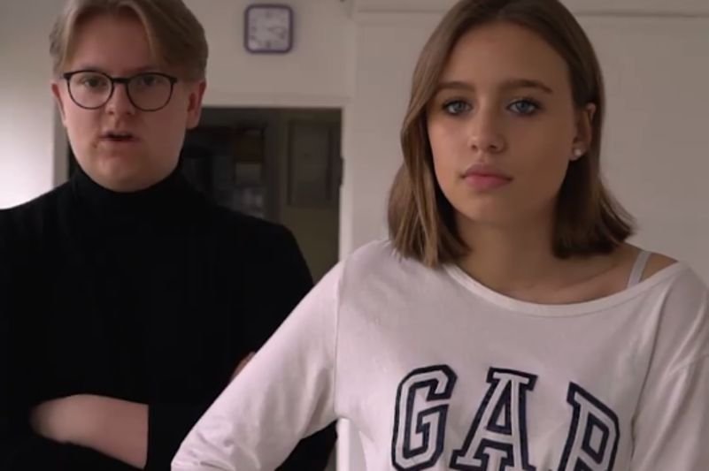 Oliwia Bieniuk zagrała w szkolnym filmie, który bierze udział w prestiżowym, polskim konkursie.