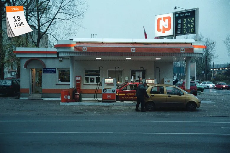 Przodkiem dzisiejszego Orlenu była Centrala Produktów Naftowych (CPN), która pod różnymi nazwami prowadziła działalność w branży paliw od końca II wojny światowej do niemal końca lat 90.