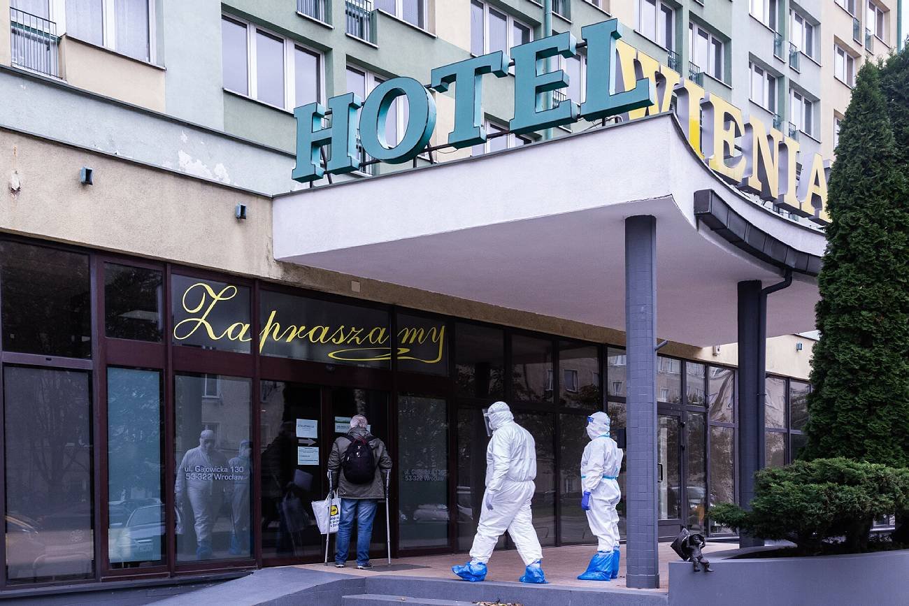 Polsce grozi kolejny lockdown. Czy hotele będą wówczas funkcjonowały tylko dla zaszczepionych?