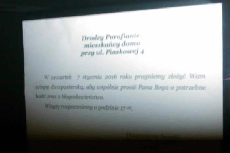 Zdjęcie prawdziwego ogłoszenia o kolędzie, które zamieściła warszawska parafia.