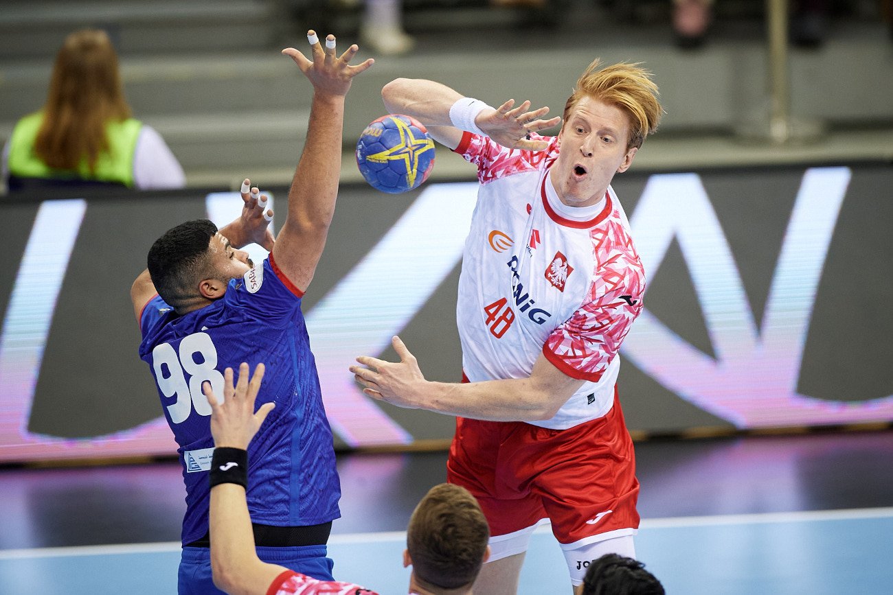 Biało-Czerwoni zagrali bardzo kiepsko w swoim pierwszym meczu turnieju 4 Nations Cup w Krakowie.