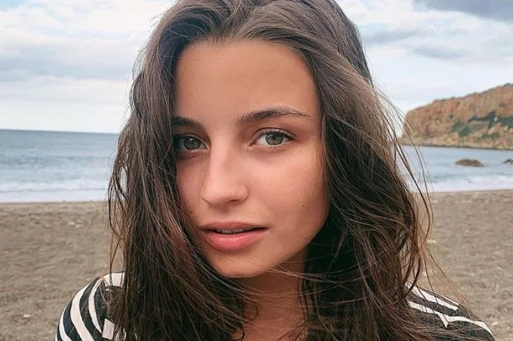 Julia Wieniawa stawia na randkach na naturalność