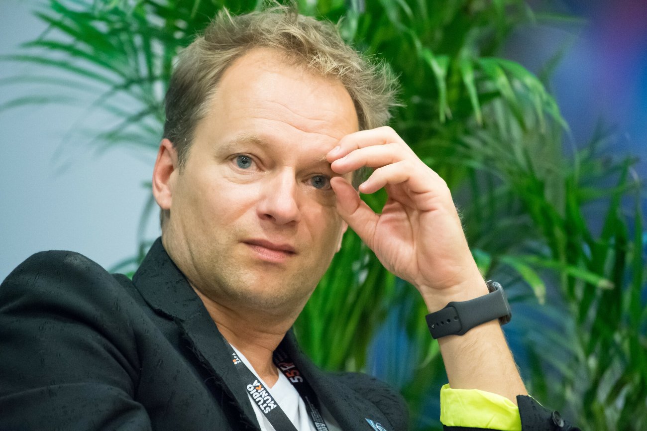 Maciej Stuhr podsumował wystąpienie premiera Morawieckiego.