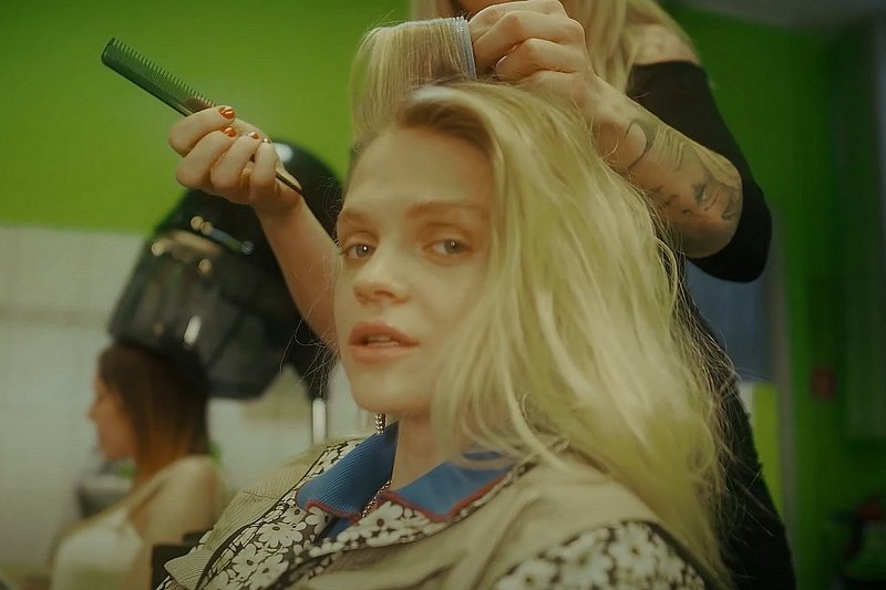 Margaret i Kara nagrały wspólną piosenkę zatytułowaną "Antipop".