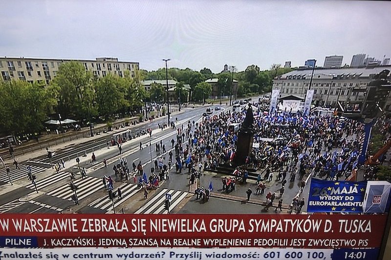 Marsz "Polska w Europie". Tak TVP Info pokazywała zgromadzenie w stolicy.
