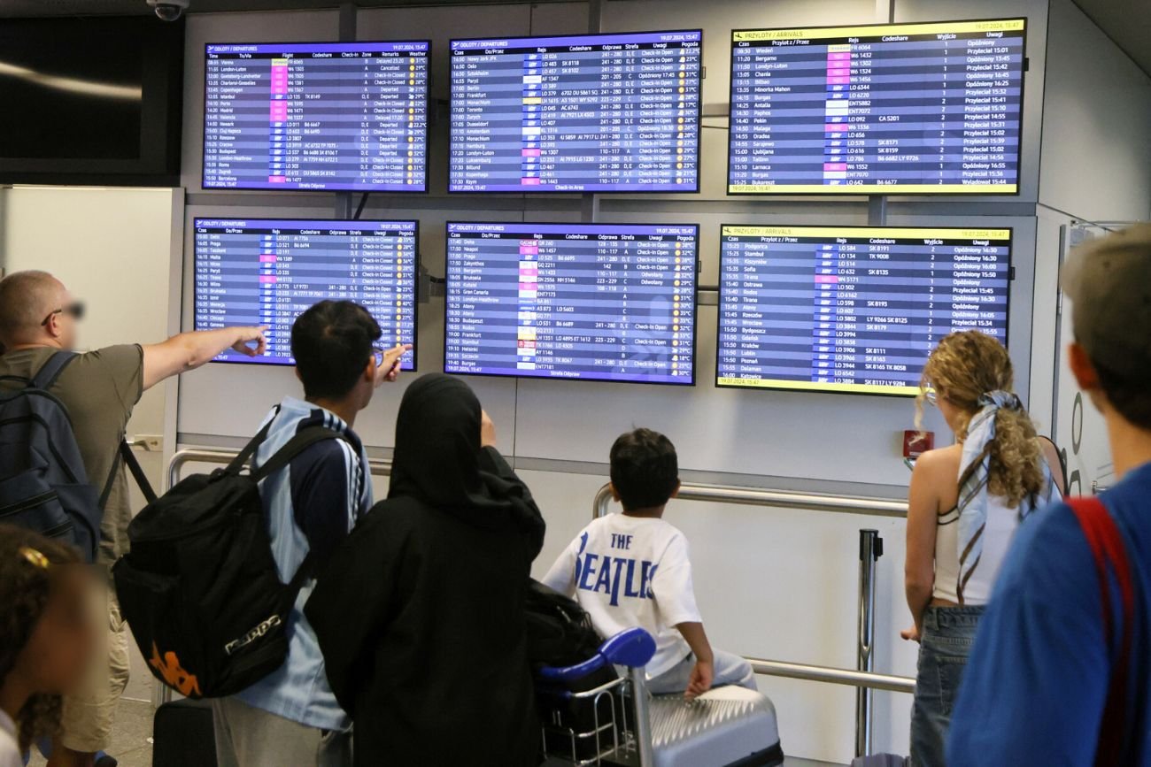 Linie lotnicze odwołują rejsy z Polski. Nawet 80 tras anulowanych.