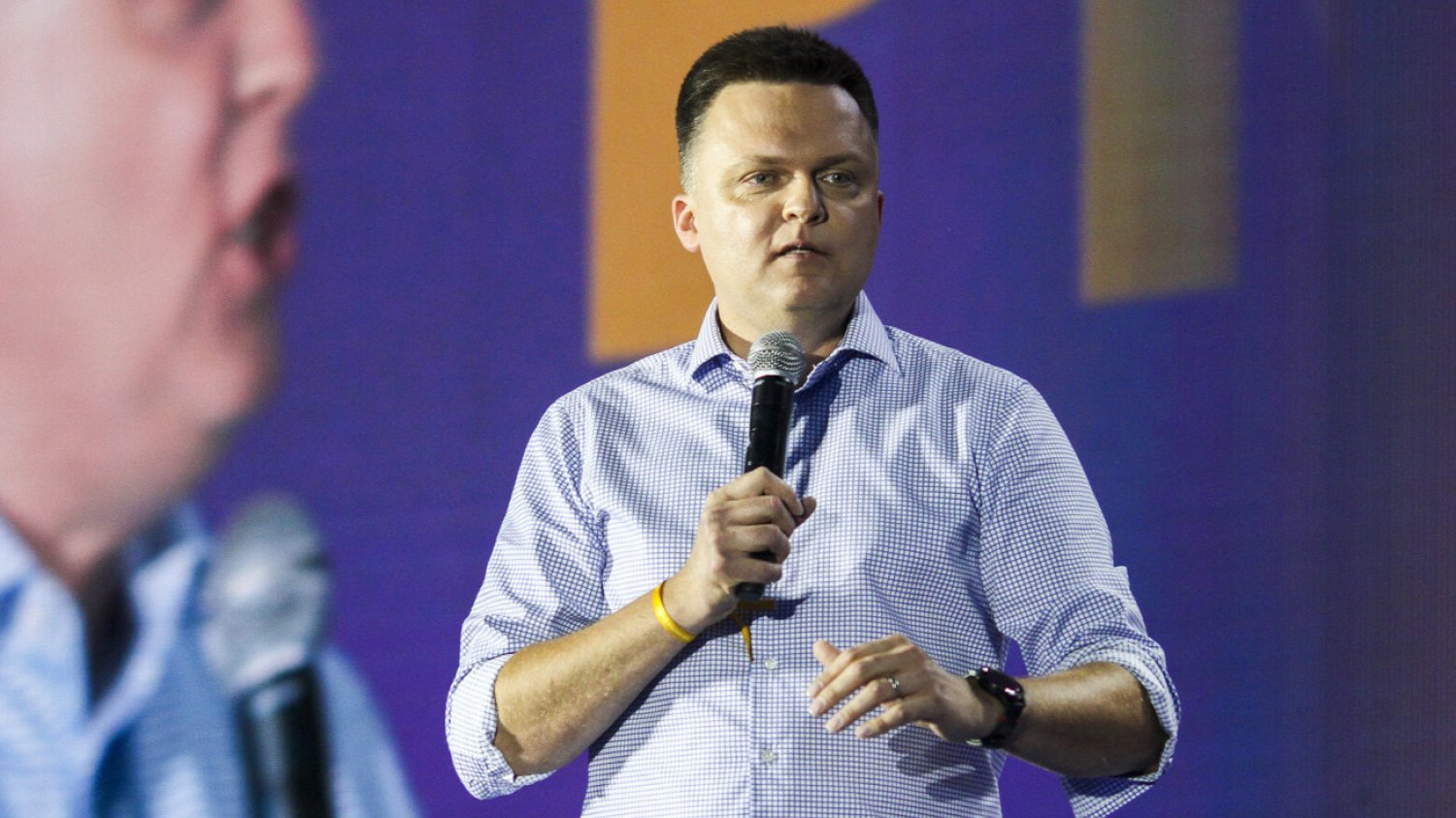 Kontrowersje na debacie Trzaskowski-Hołownia. Lider Polski 2050 wybuczany.