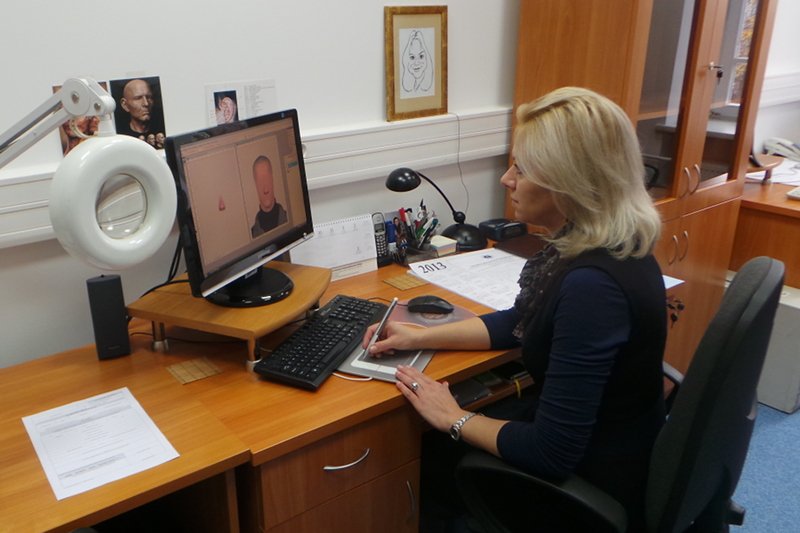 Podinsp. Ewa Lewandowska była nauczycielką w podstawówce, dziś wykonuje portrety pamięciowe groźnych przestępców.