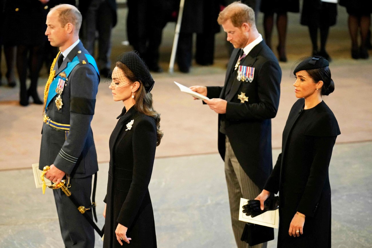 Księżna Kate i Meghan Markle wybrały specjalną biżuterię. Hołd dla królowej