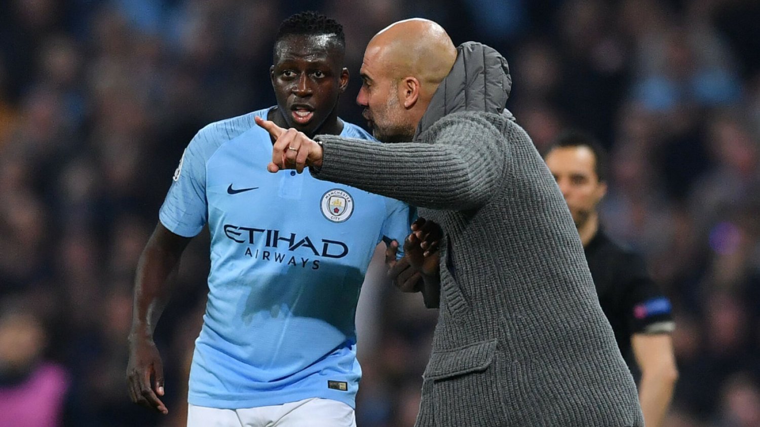 Benjamin Mendy został zawieszony przez Manchester City w związku z podejrzeniami o udział w czterech gwałtach.