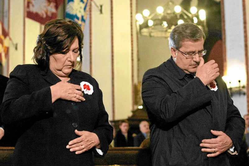 Bronisław Komorowski to konserwatysta, ale będzie musiał poprzeć in vitro i konwencję antyprzemocową.
