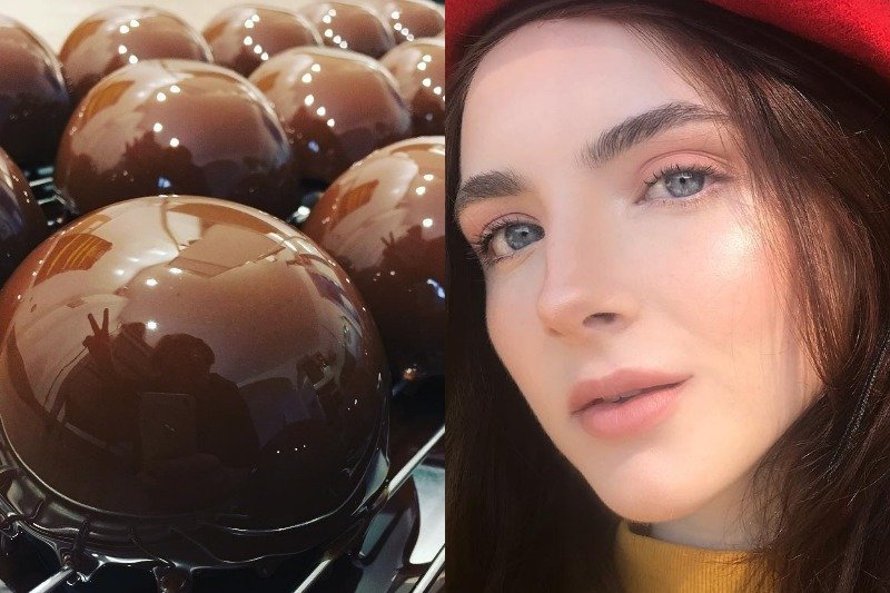 Mirror Glaze Skin to nowy trend w makijażu. Skóra ma być lśniąca i gładka, zupełnie jak lustrzana polewa do ciast