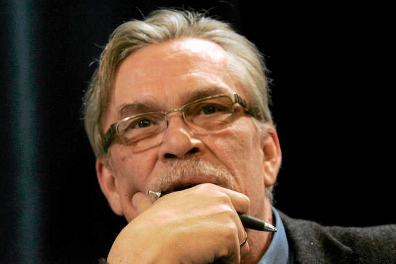 Żakowski ostrzega Tuska: Od sanacji po PiS triumf zwiastował totalną katastrofę.