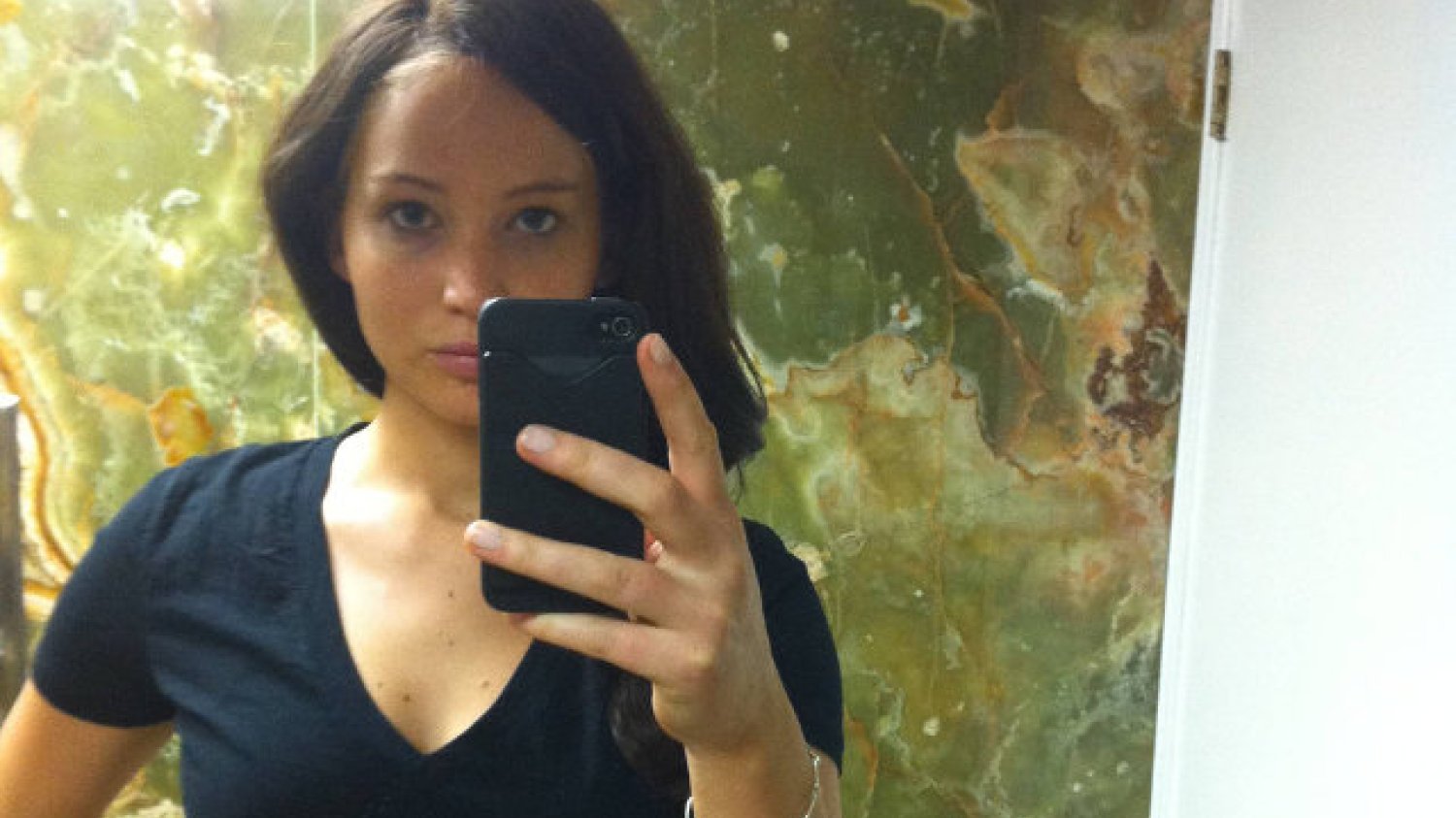 Jennifer Lawrence o nagich zdjęciach, które wyciekły do internetu: "To ohydne przestępstwo. Wstydźcie się!"