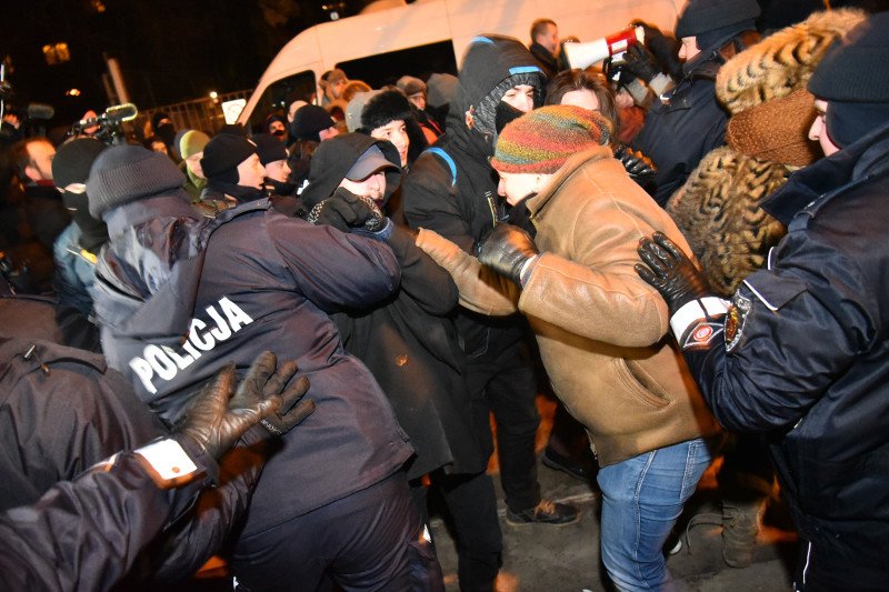 Starcia antyfaszystów i narodowców podczas Dnia Pamięci Żołnierzy Wyklętych