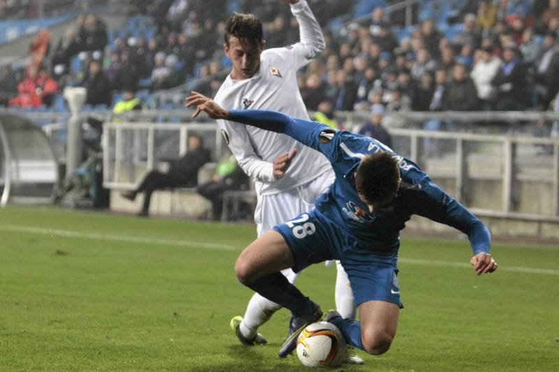 Lech Poznań przegrał z Fiorentiną 0:2.