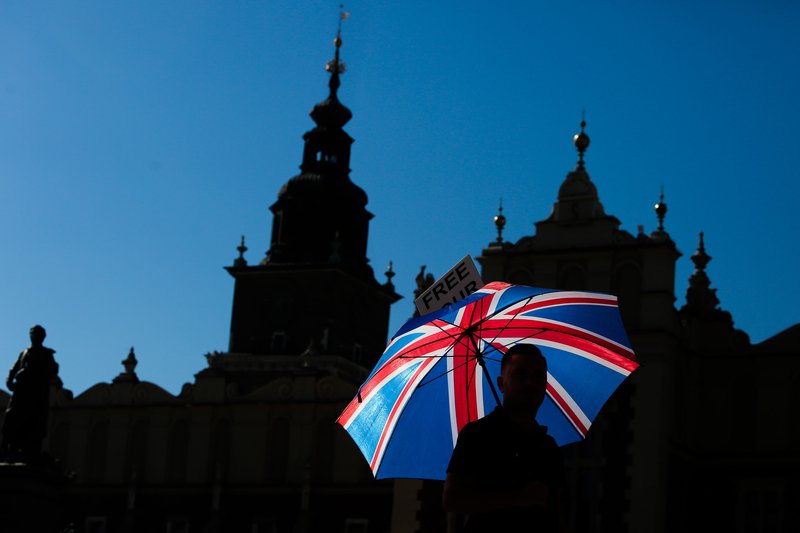 Wielka Brytania i koronawirus – nawet wyspiarskie położenie nie uchroniło państwa przed chorobą.