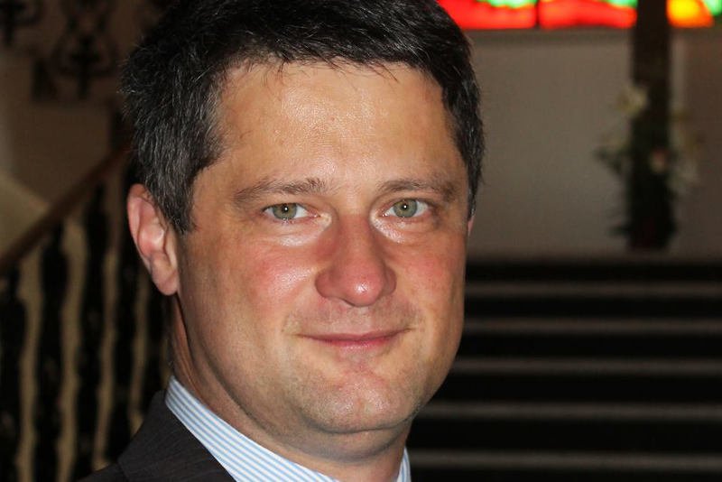 Rzecznik kurii warszawsko-praskiej Mateusz Dzieduszycki stał się w ostatnich tygodniach rzecznikiem polskiego Kościoła