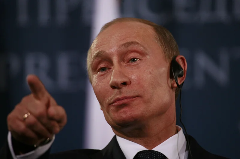 Władimir Putin powiedział, że o wraku tupolewa decydują rosyjscy śledczy.