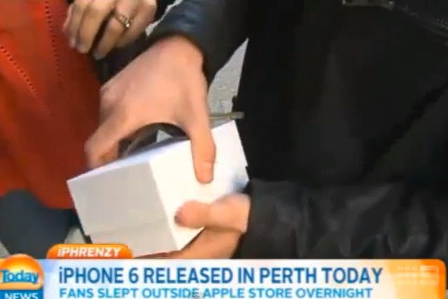 Gdy Jack Cooksey prezentował swojego iPhone'a 6, smartfon wypadł mu na chodnik