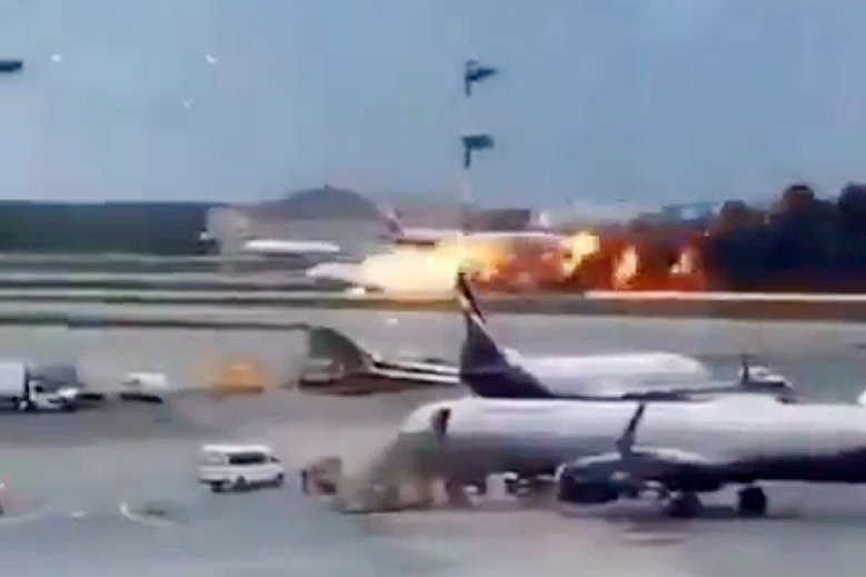 Opublikowano rozmowę pilotów z wieżą w Moskwie.