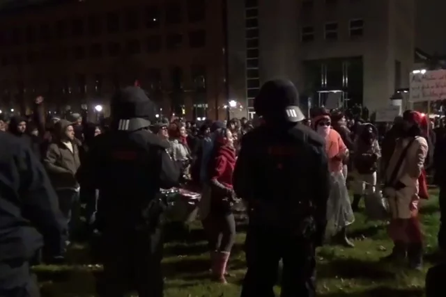 Marsze zwolenników i przeciwników ruchu PEGIDA organizowane są w całych Niemczech