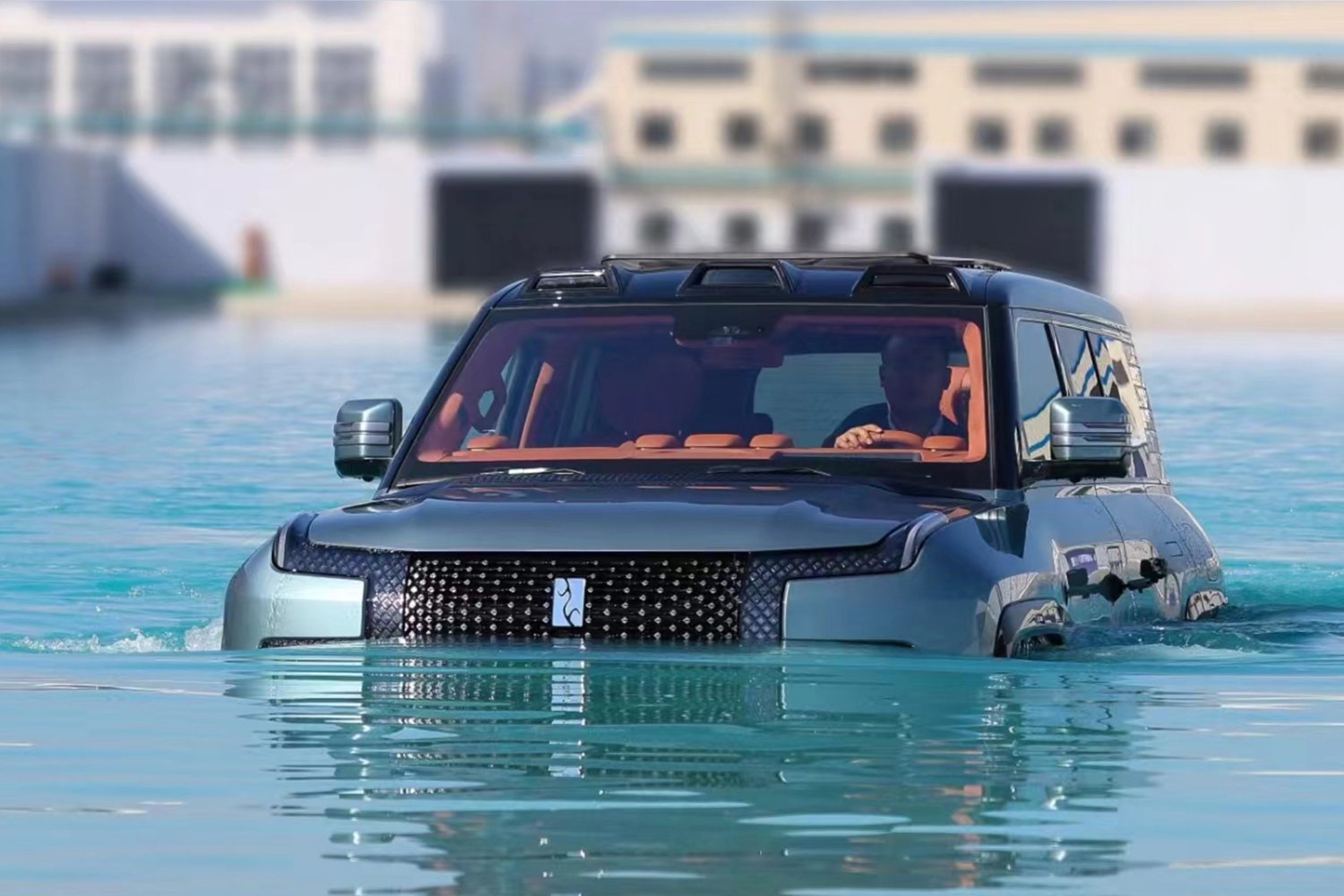 W Chinach dostępne na rynku elektryki zachwycają swoją wszechstronnością. O ten np. U8 umie pływać...