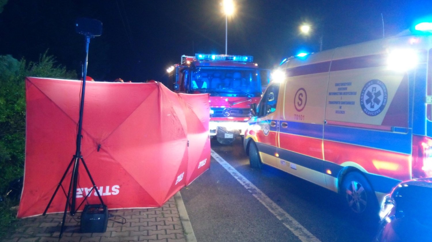 W wypadku pod Kielcami zginęło trzech mężczyzn. To było przyczyną tragedii? W wypadku pod Kielcami zginęło trzech mężczyzn. Co było przyczyną tragedii?