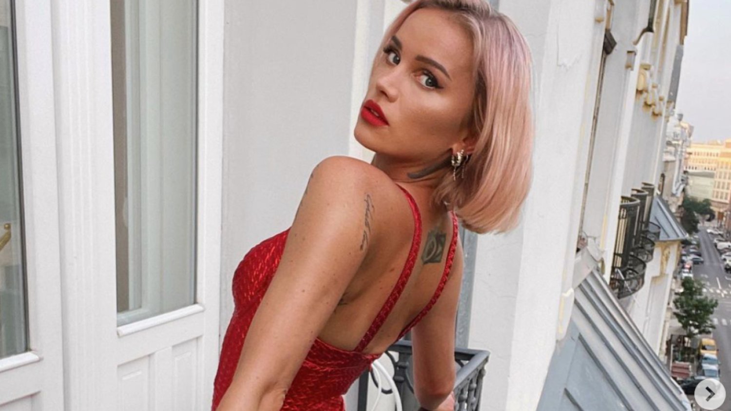 Maffashion jako Barbie. Opis pod postem na Instagramie wywołał kontrowersje.