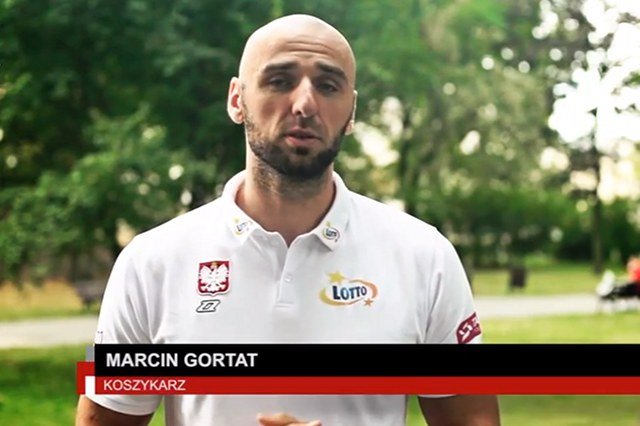 W akcji "Stop zwolnieniom z WF-u" uczestniczy m.in. Marcin Gortat