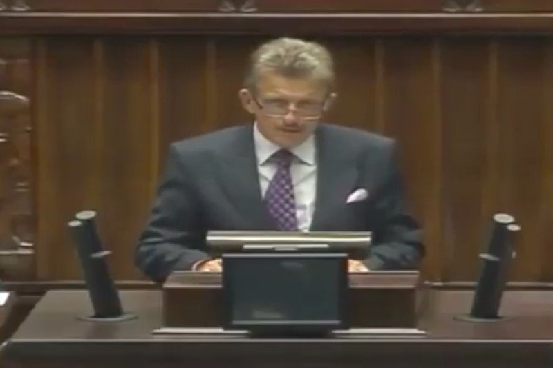 Bezcenne. Odnaleziono nagranie sprzed lat, na którym Piotrowicz... jest zachwycony działalnością Sądu Najwyższego.