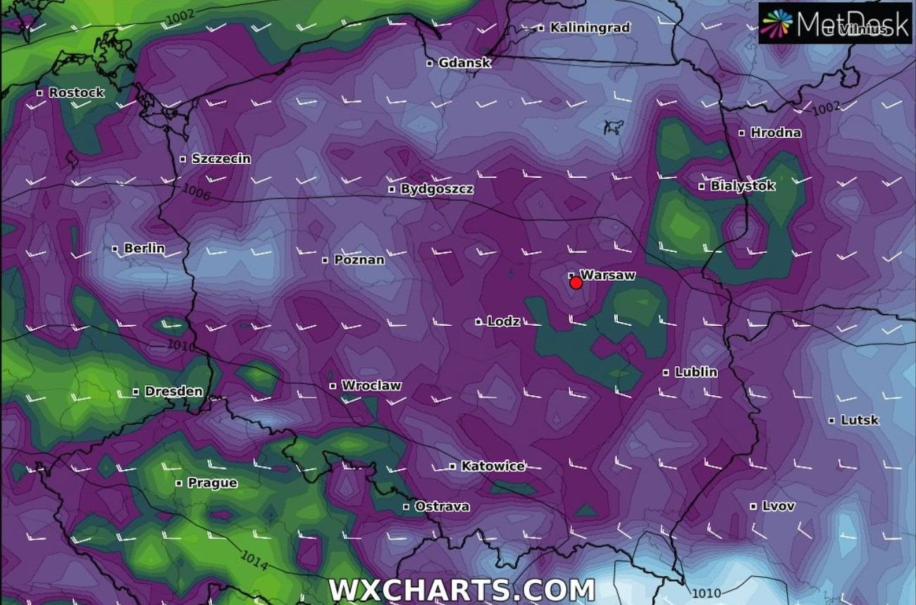 Nadciąga silny wiatr, deszcz i burze.
