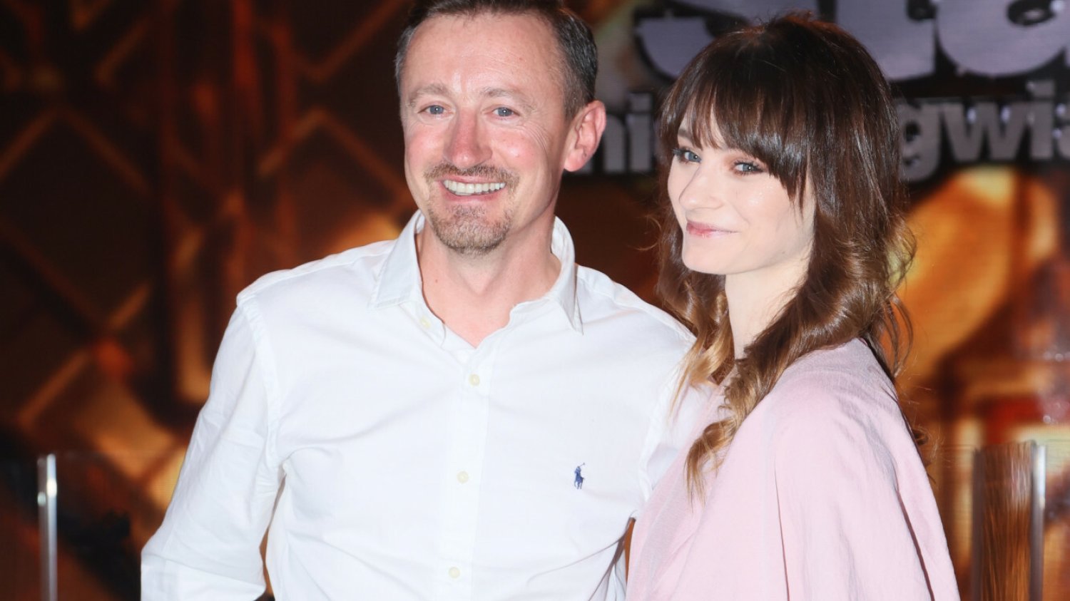Karolina Małysz z tatą Adamem Małyszem na planie "Tańca z Gwiazdami" kibicowała mamie (zdjęcie ilustracyjne)