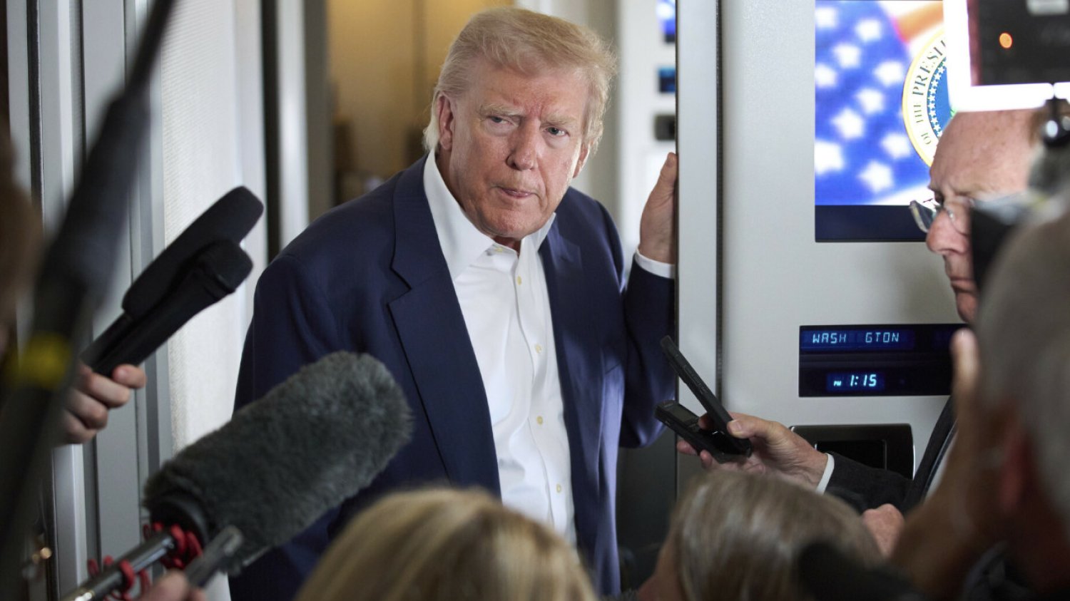 Niemiecka prasa: Trump zaprasza Putina do ataku na Europę