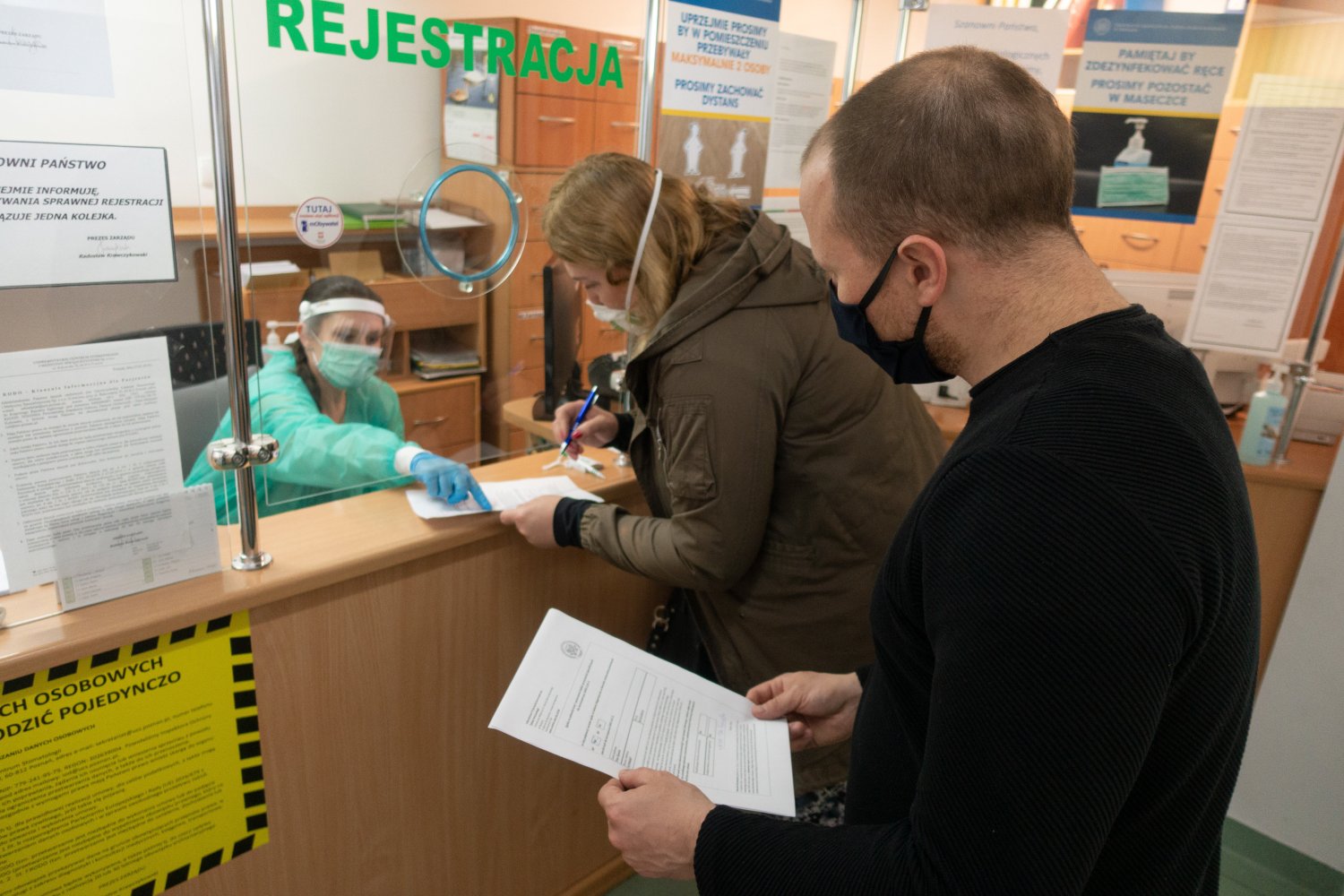 Jakie są rodzaje testów na przeciwciała na covid-19? Czy warto wykonywać testy i ile za nie zapłacimy?