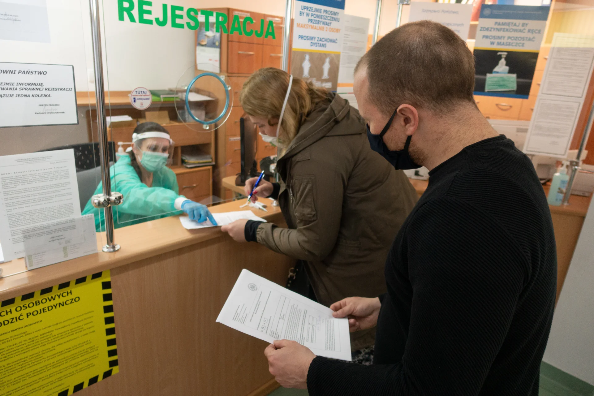 Jakie są rodzaje testów na przeciwciała na covid-19? Czy warto wykonywać testy i ile za nie zapłacimy?
