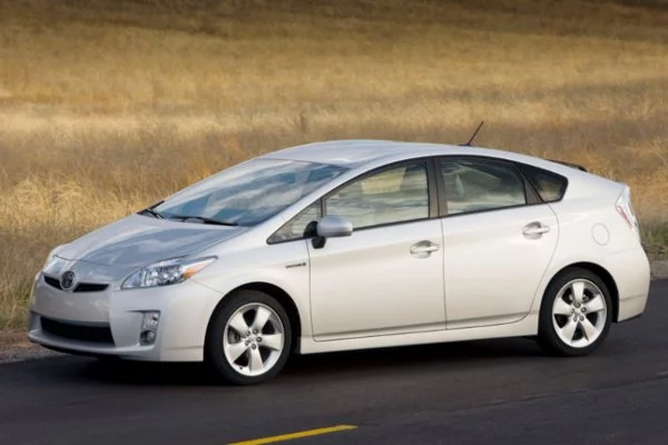 Toyota Prius - auto z napędem hybrydowym mieszanym