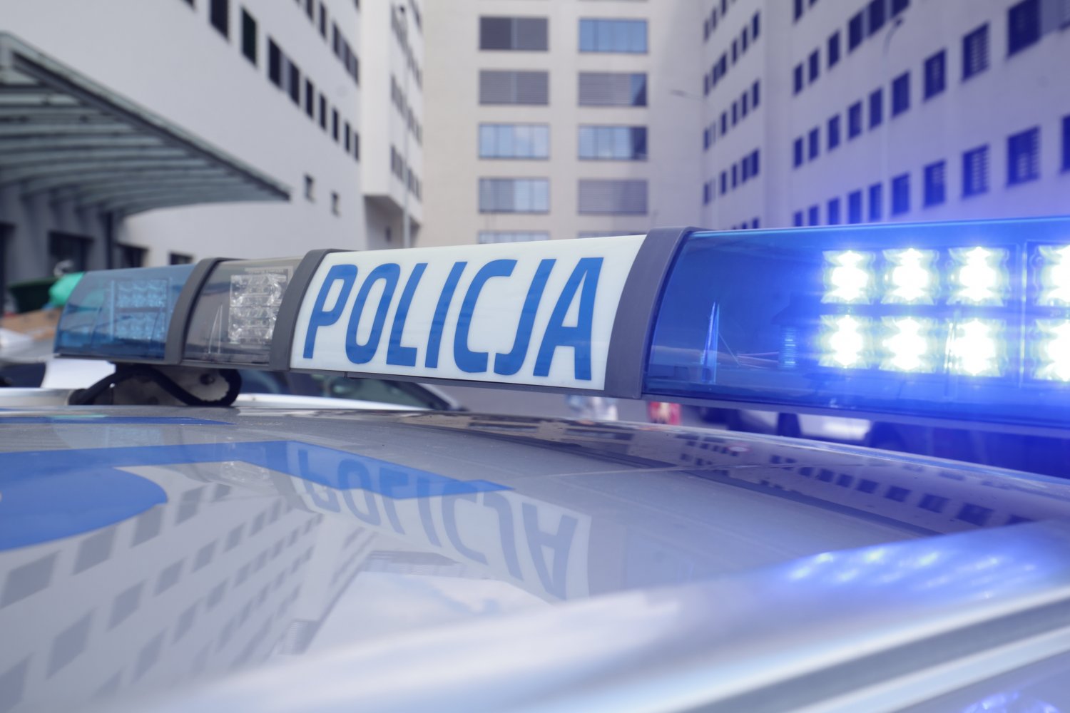 Funkcjonariusze skarbówki zaatakowali policjanta. Jest mocna reakcja KAS