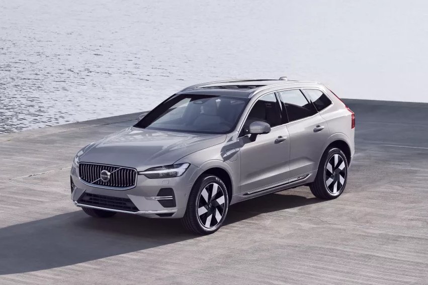 10 723. Tyle aut Volvo zarejestrowali Polacy w pierwszych siedmiu miesiącach 2024 roku. Największą popularnością kierowców z naszego kraju cieszył się Volvo XC60, kultowy już model całego segmentu premium.