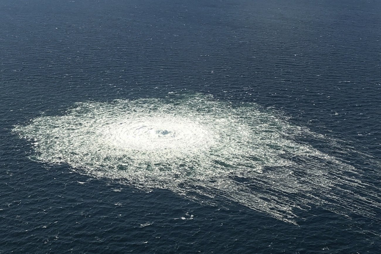 Szwedzki dziennik opublikował zdjęcia wycieku Nord Stream 1 a duńska policja relacjonuje, że doszło do potężnych eksplozji