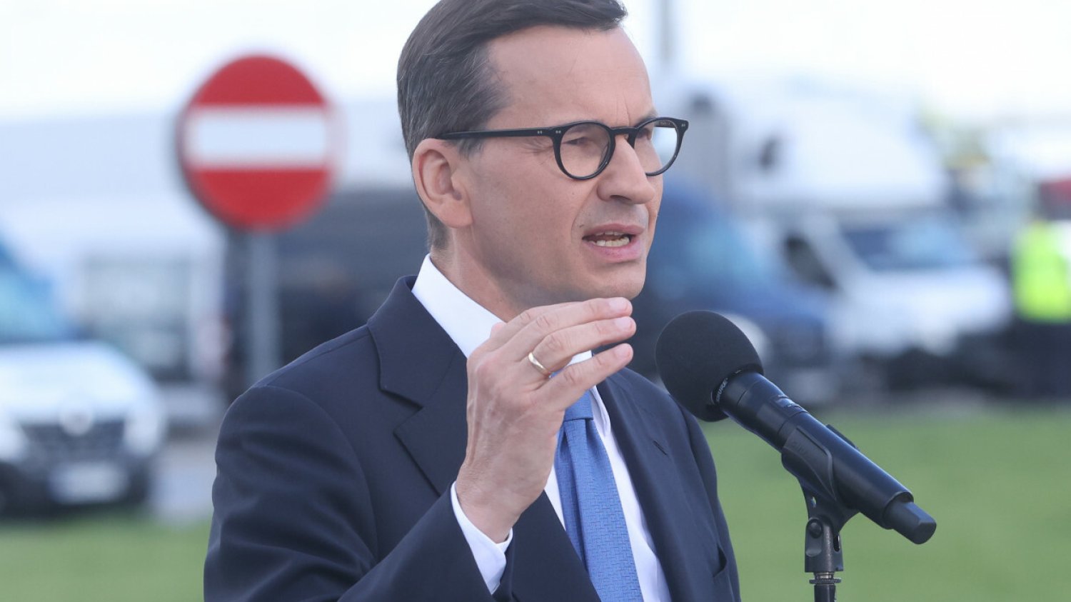 Premier Mateusz Morawiecki wdał się w dyskusję z dziennikarzem TVN24.