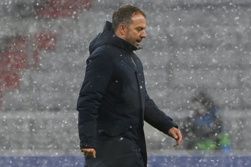 Hansi Flick nie wytrzymał i poirytował się po pytaniu o Roberta Lewandowskiego