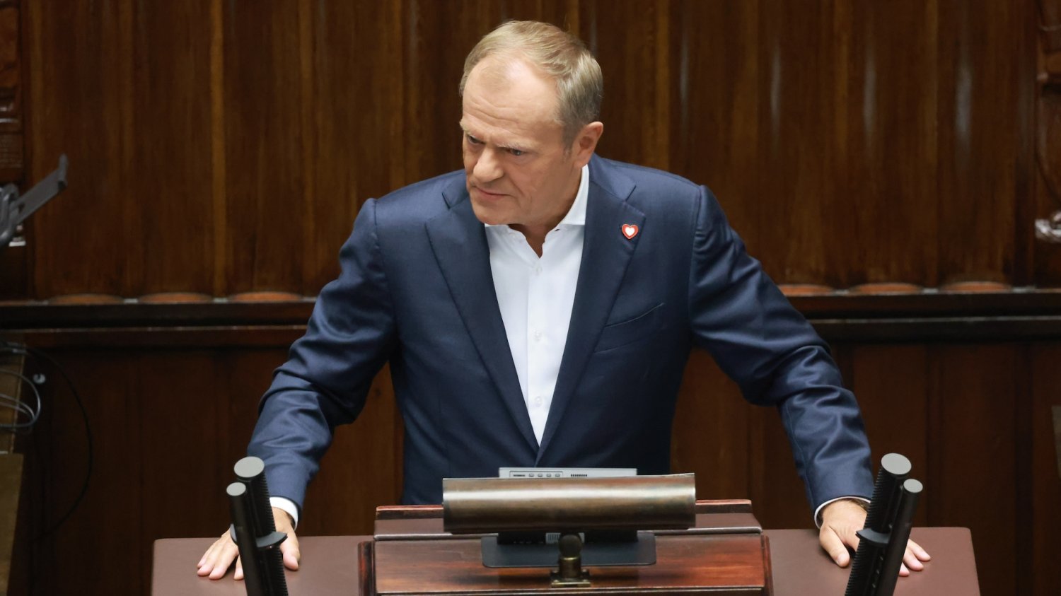 Donald Tusk wystąpił w Sejmie. Zabrał głos ws. aktu dywersji pod Warszawą Donald Tusk wystąpił w Sejmie. Zabrał głos ws. aktu dywersji pod Warszawą