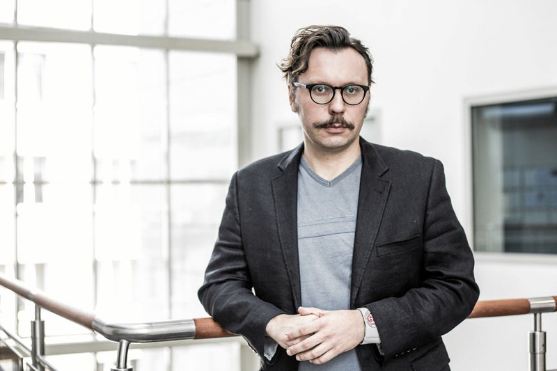 Pracownicze #metoo? Rafał Woś chce zrewolucjonizować polski rynek pracy i skończyć z mobbingiem.