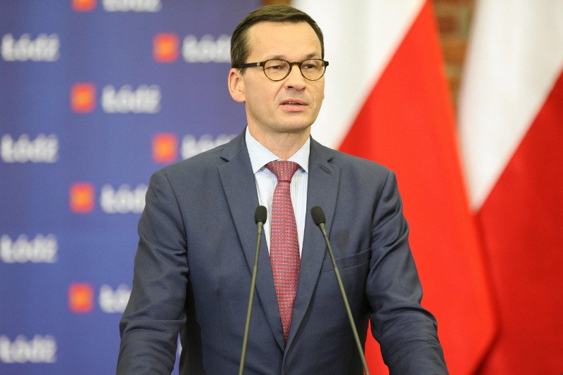 Premier nie podziela krytyki, jaka spadła na Donalda Trumpa.