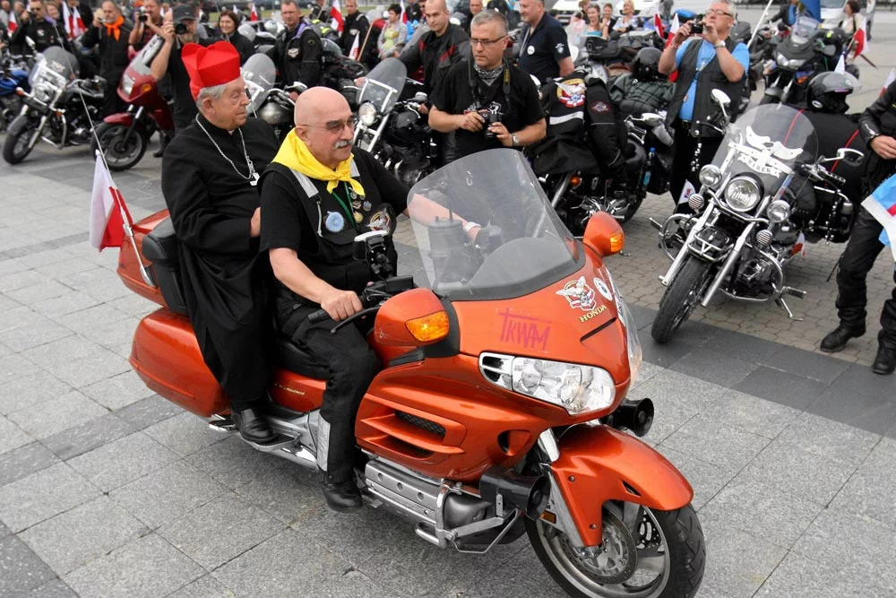 Kardynał Józef Glemp w 2009 roku