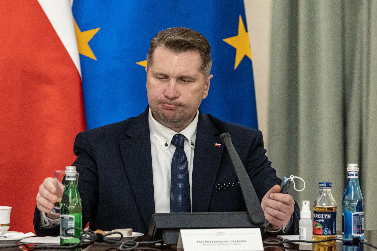 Minister edukacji i nauki nie przewiduje powrotu do nauki zdalnej.
