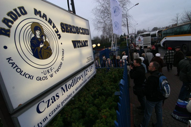 11 grudnia Radio Maryja wyemituje audycję "Jak być dobrą żoną w sypialni".