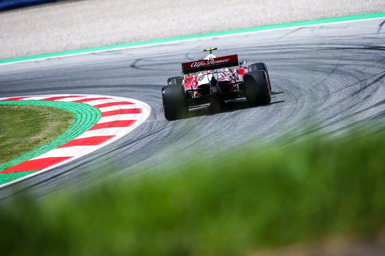 Robert Kubica nie miał zbyt wielu powodów do radości w piątkowym treningu