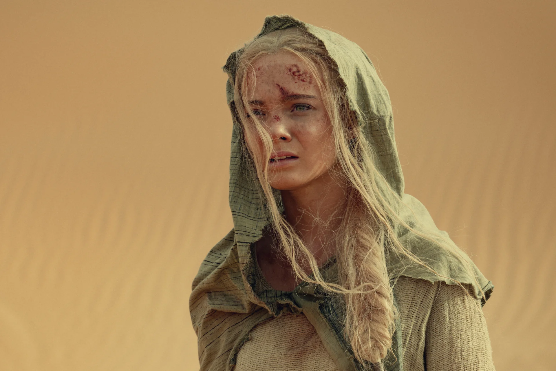 Freya Allan jako Ciri w 3. sezonie "Wiedźmina".